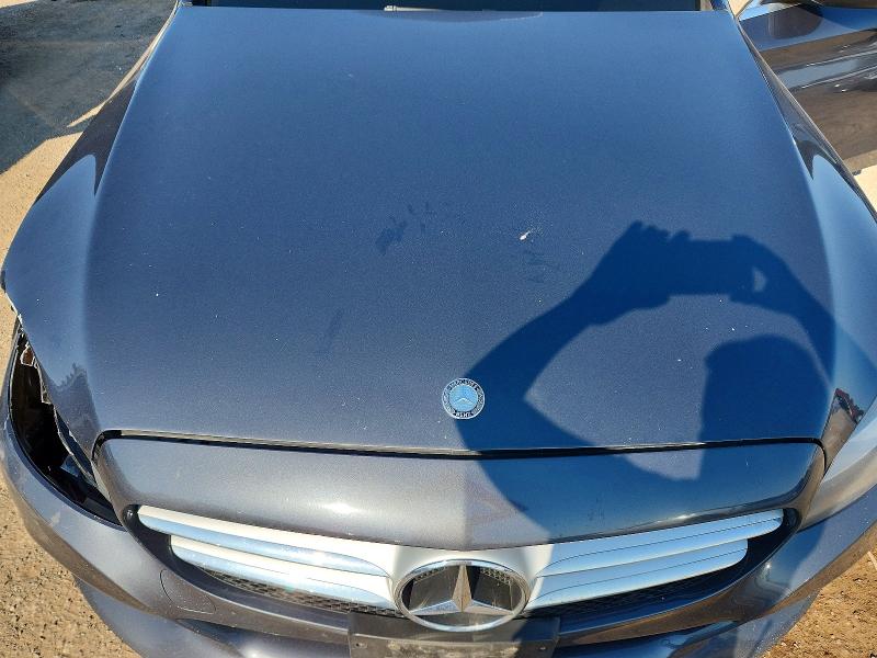 Продажа на аукционе авто 2016 Mercedes-benz C, vin: 55SWF4KB6GU160795, номер лота: 64763596