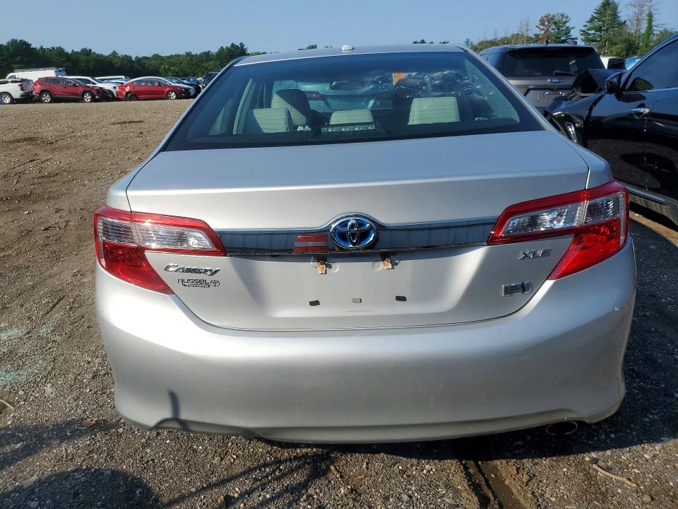 64328496 :رقم المزاد ، 4T1BD1FK2DU085381 vin ، 2013 Toyota Camry Hybrid مزاد بيع