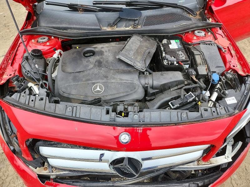 64664196 :رقم المزاد ، WDCTG4EBXHJ339181 vin ، 2017 Mercedes-benz Gla مزاد بيع