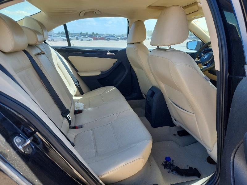 65175446 :رقم المزاد ، 3VWL07AJ9GM238088 vin ، 2016 Volkswagen Jetta مزاد بيع