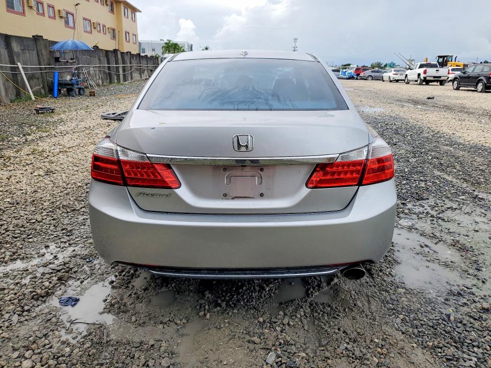 2015 Honda Accord მანქანა იყიდება აუქციონზე, vin: 1HGCR2F85FA068701, აუქციონის ნომერი: 64275806