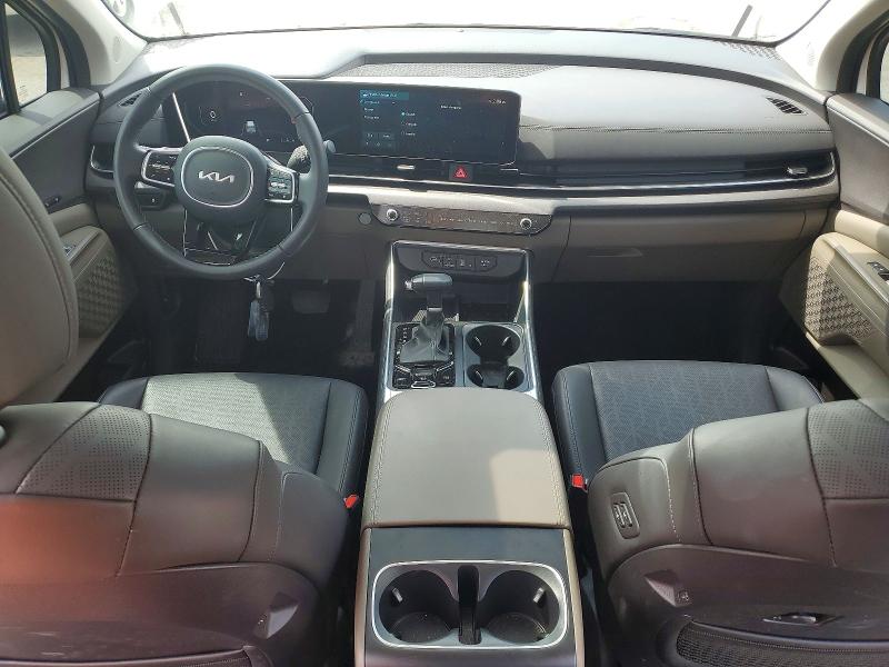 2026 Kia Carnival მანქანა იყიდება აუქციონზე, vin: KNDNE5K31T6561613, აუქციონის ნომერი: 65018106