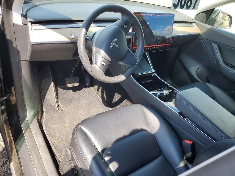 62137106 :رقم المزاد ، 5YJYGDED9MF106066 vin ، 2021 Tesla Model Y مزاد بيع
