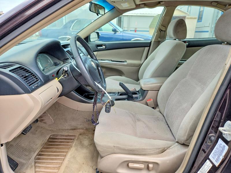 64042486 :رقم المزاد ، 4T1BF32K53U553307 vin ، 2003 Toyota Camry مزاد بيع