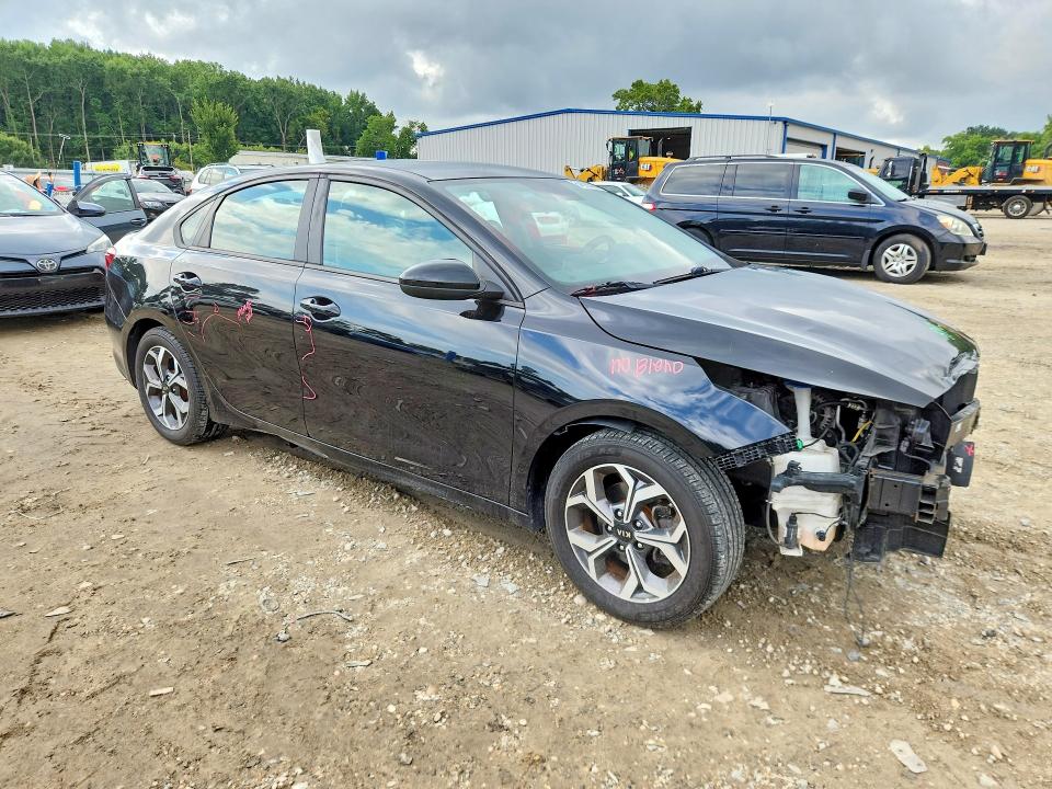 64598386 :رقم المزاد ، 3KPF24AD4LE163355 vin ، 2020 Kia Forte مزاد بيع