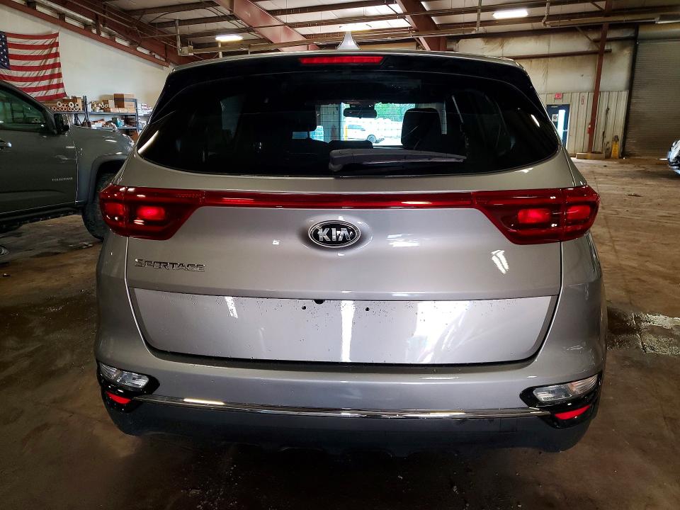 64390696 :رقم المزاد ، KNDPMCAC9M7885969 vin ، 2021 Kia Sportage مزاد بيع