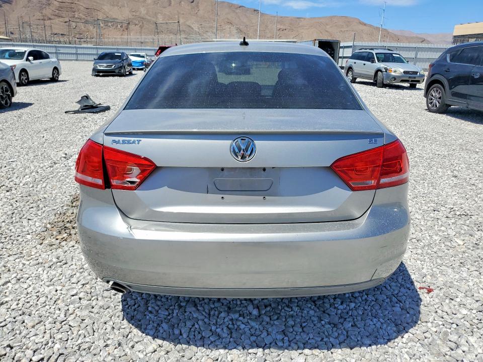 65300456 :رقم المزاد ، 1VWBP7A30DC118279 vin ، 2013 Volkswagen Passat مزاد بيع