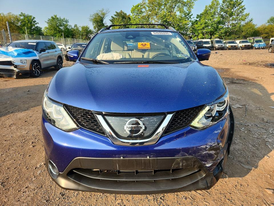 64696006 :رقم المزاد ، JN1BJ1CR6KW315054 vin ، 2019 Nissan Rogue Sport مزاد بيع