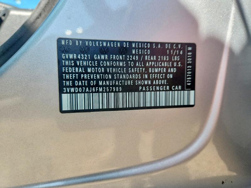65702416 :رقم المزاد ، 3VWD07AJ6FM257989 vin ، 2015 Volkswagen Jetta مزاد بيع