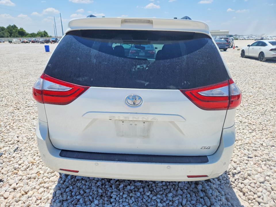 Продажа на аукционе авто 2016 Toyota Sienna, vin: 5TDYK3DC0GS701647, номер лота: 63663656