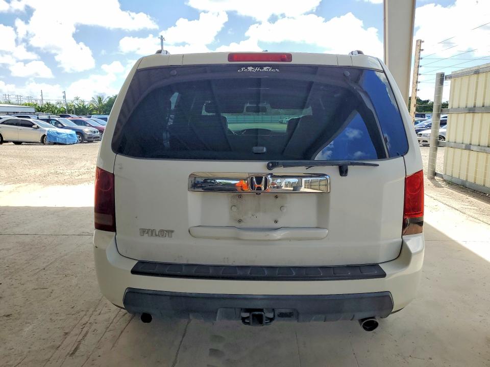 64803536 :رقم المزاد ، 5FNYF3H5XBB014981 vin ، 2011 Honda Pilot مزاد بيع
