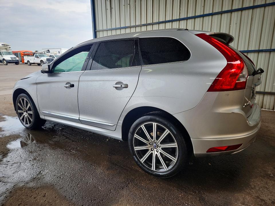 2015 Volvo Xc60 მანქანა იყიდება აუქციონზე, vin: YV4902RCXF2560442, აუქციონის ნომერი: 64603816
