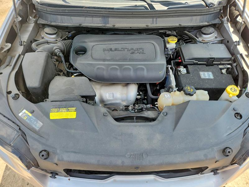 63357016 :رقم المزاد ، 1C4PJLCB4KD265851 vin ، 2019 Jeep Cherokee مزاد بيع