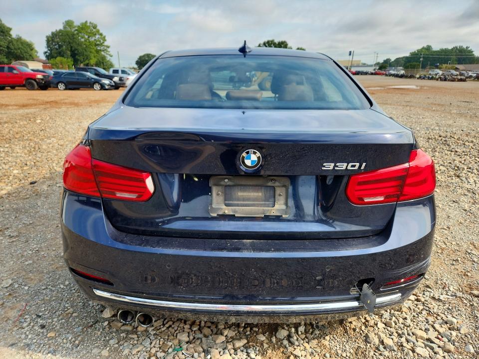 2017 Bmw 330 მანქანა იყიდება აუქციონზე, vin: WBA8B9G32HNU56045, აუქციონის ნომერი: 66084536