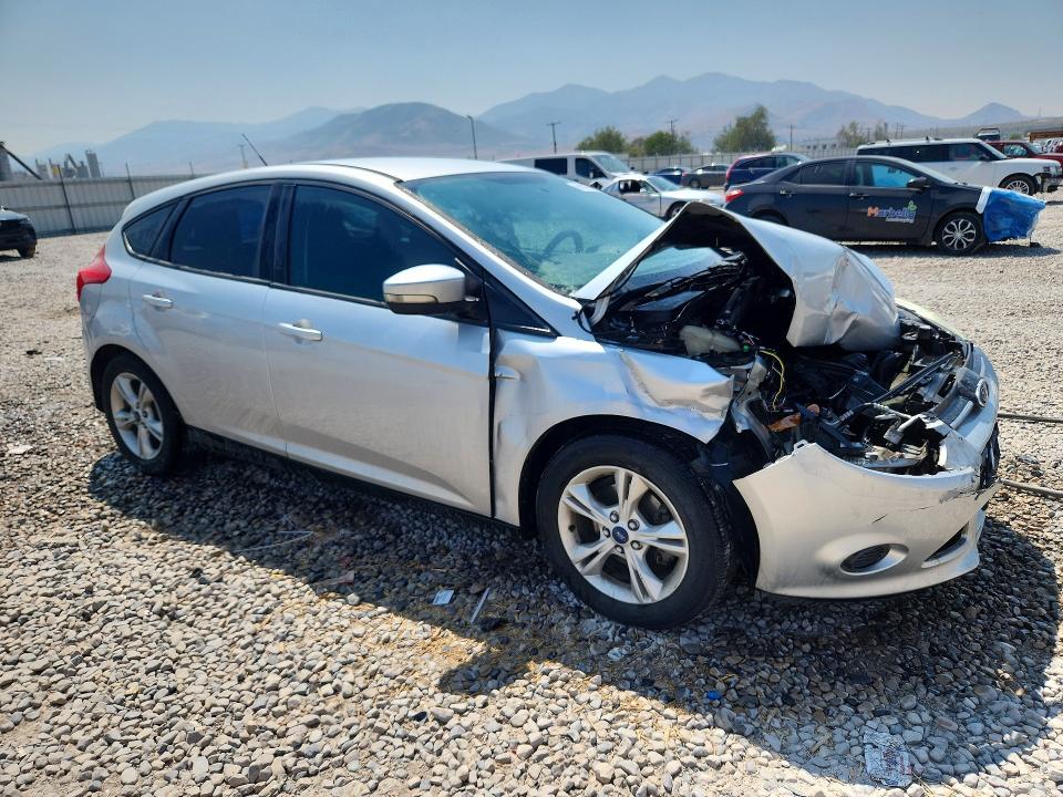 61997826 :رقم المزاد ، 1FADP3K27EL413882 vin ، 2014 Ford Focus مزاد بيع