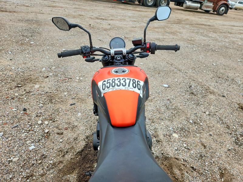 65833786 :رقم المزاد ، SMTL10UL3PTBH3616 vin ، 2023 Triumph Motorcycle Trident 660 مزاد بيع