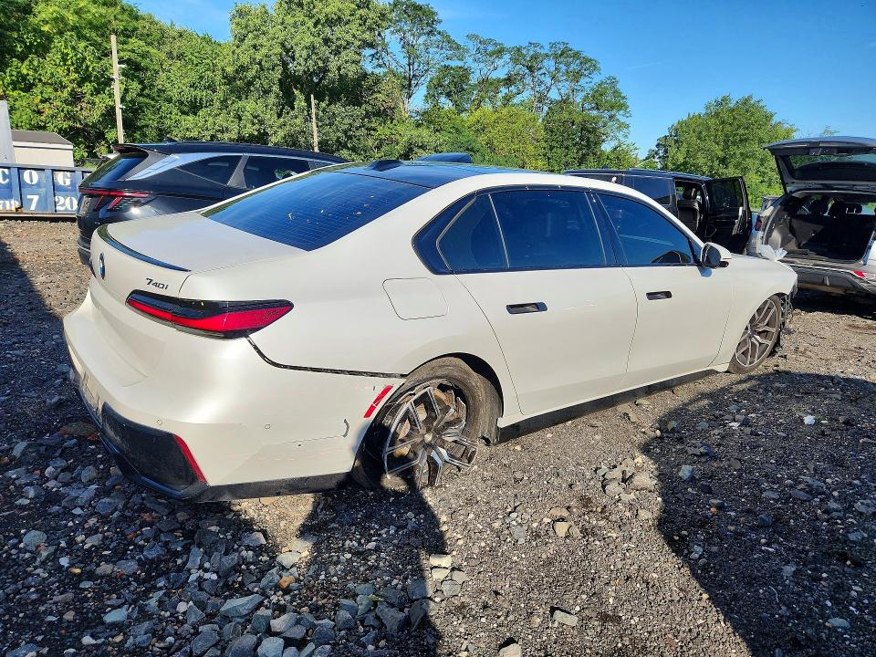 63725456 :رقم المزاد ، WBA33EH0XRCS84414 vin ، 2024 Bmw 740 مزاد بيع