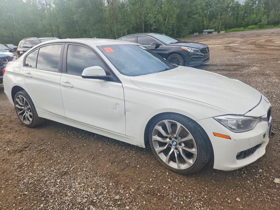 65697436 :رقم المزاد ، WBA3C3C55EF985281 vin ، 2014 Bmw 320 مزاد بيع