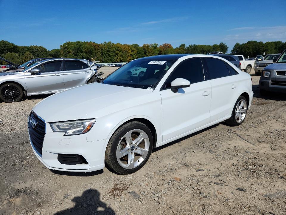65362546 :رقم المزاد ، WAUB8GFF5H1033293 vin ، 2017 Audi A3 مزاد بيع