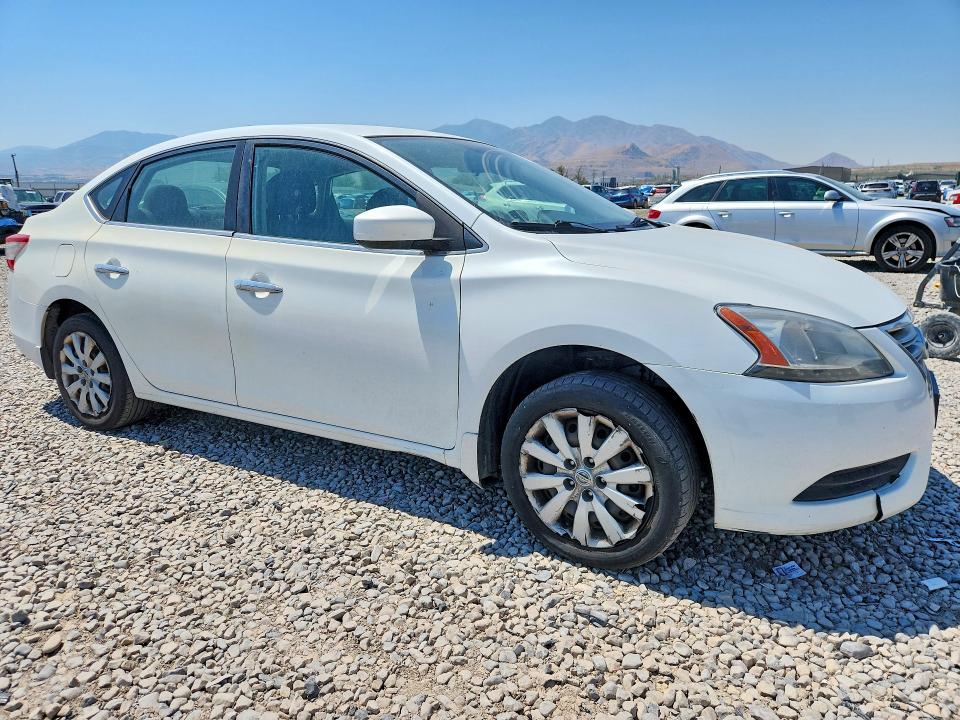 Продаж на аукціоні авто 2014 Nissan Sentra, vin: 3N1AB7AP0EY250017, номер лоту: 63800056