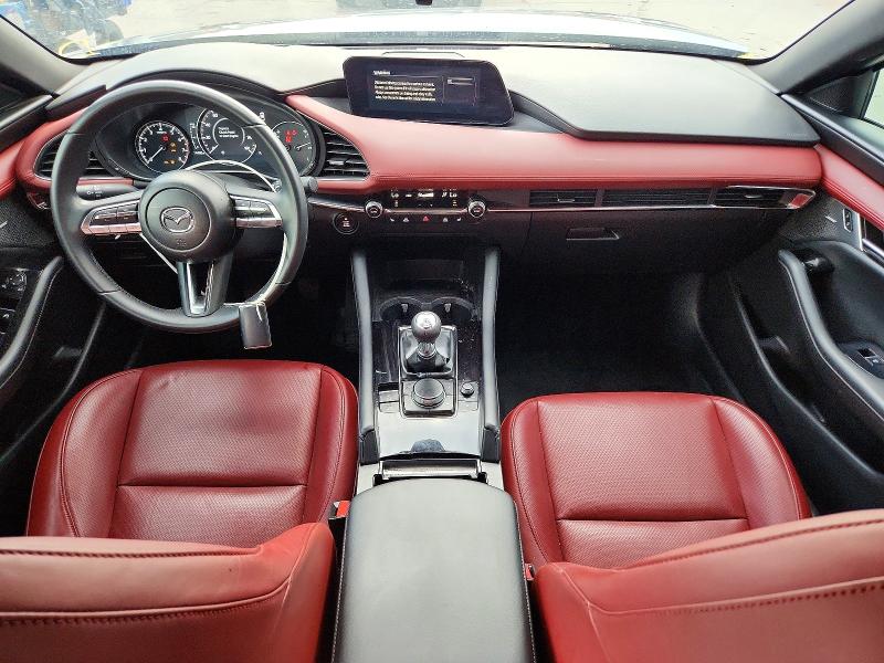 64617656 :رقم المزاد ، JM1BPAML7N1522284 vin ، 2022 Mazda 3 مزاد بيع