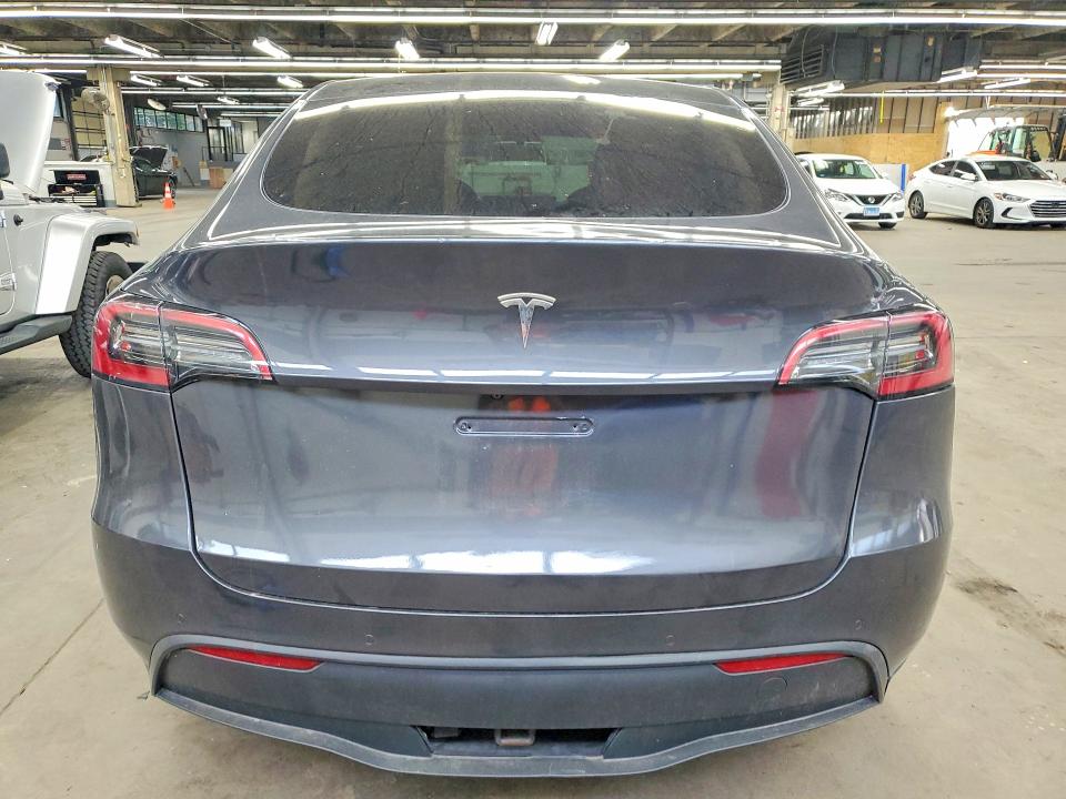 Продажа на аукционе авто 2021 Tesla Model Y, vin: 5YJYGAEEXMF188395, номер лота: 63489536