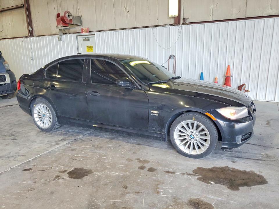 63666526 :رقم المزاد ، WBAPK7C55BF086198 vin ، 2011 Bmw 328 مزاد بيع