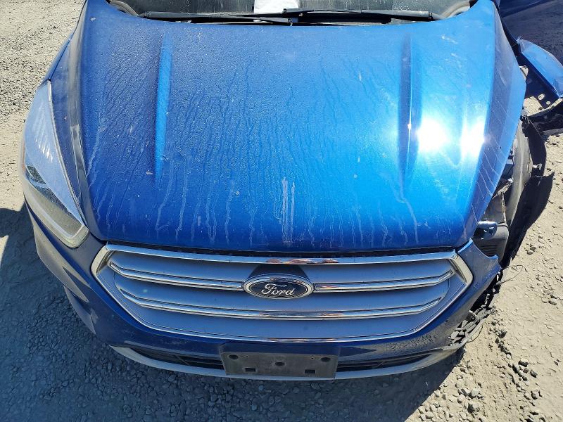 2017 Ford Escape მანქანა იყიდება აუქციონზე, vin: 1FMCU9J9XHUC51899, აუქციონის ნომერი: 64294506