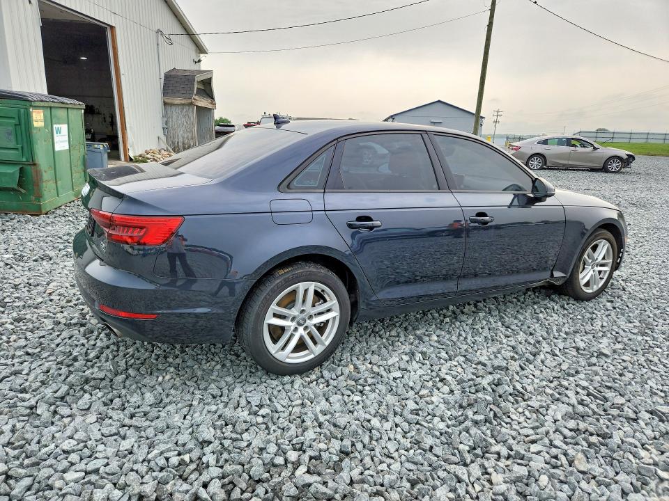 Продаж на аукціоні авто 2017 Audi A4, vin: WAUANAF43HN034421, номер лоту: 64369096