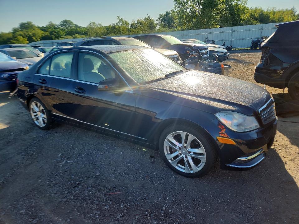 Продаж на аукціоні авто 2012 Mercedes-benz C, vin: WDDGF8BB9CA709296, номер лоту: 65297536