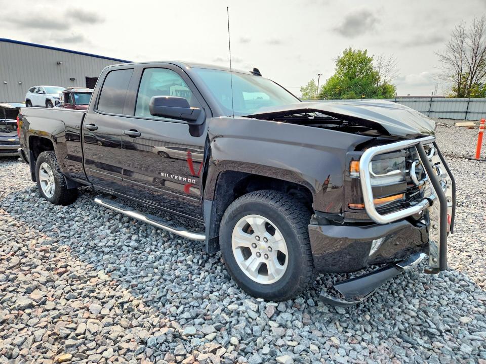 Продажа на аукционе авто 2018 Chevrolet Silverado, vin: 1GCVKREC2JZ143715, номер лота: 63690466