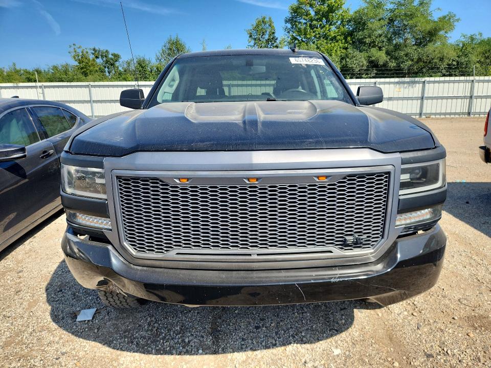 65748236 :رقم المزاد ، 1GCRCPEH1JZ283043 vin ، 2018 Chevrolet Silverado مزاد بيع