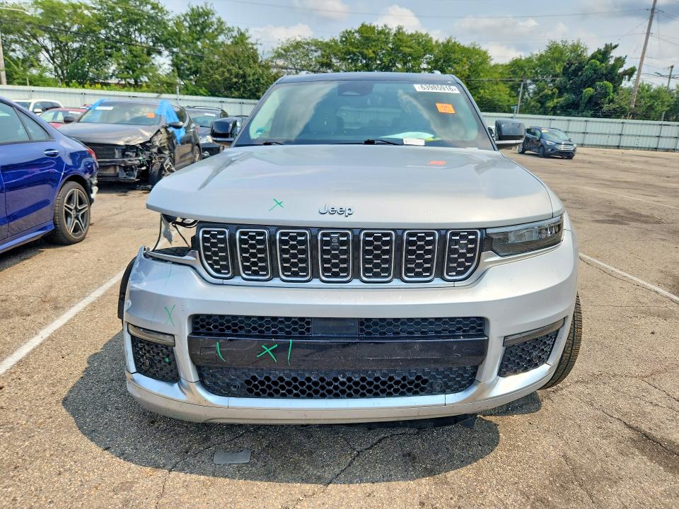 63985916 :رقم المزاد ، 1C4RJKEG0N8529446 vin ، 2022 Jeep Grand Cherokee مزاد بيع