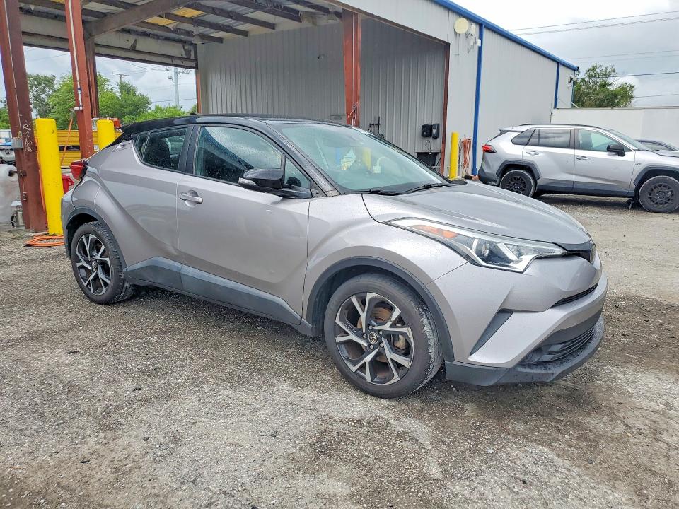 63338816 :رقم المزاد ، NMTKHMBX2KR074019 vin ، 2019 Toyota C-hr مزاد بيع