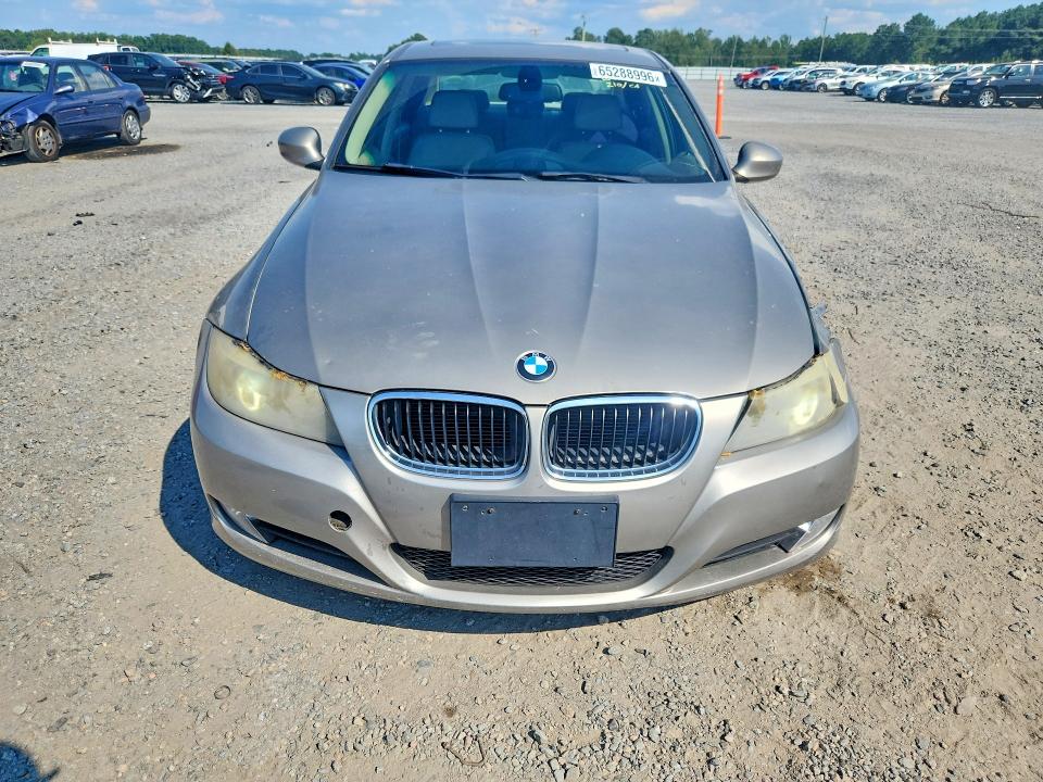 65288996 :رقم المزاد ، WBAPH5C54BA446691 vin ، 2011 Bmw 328 مزاد بيع