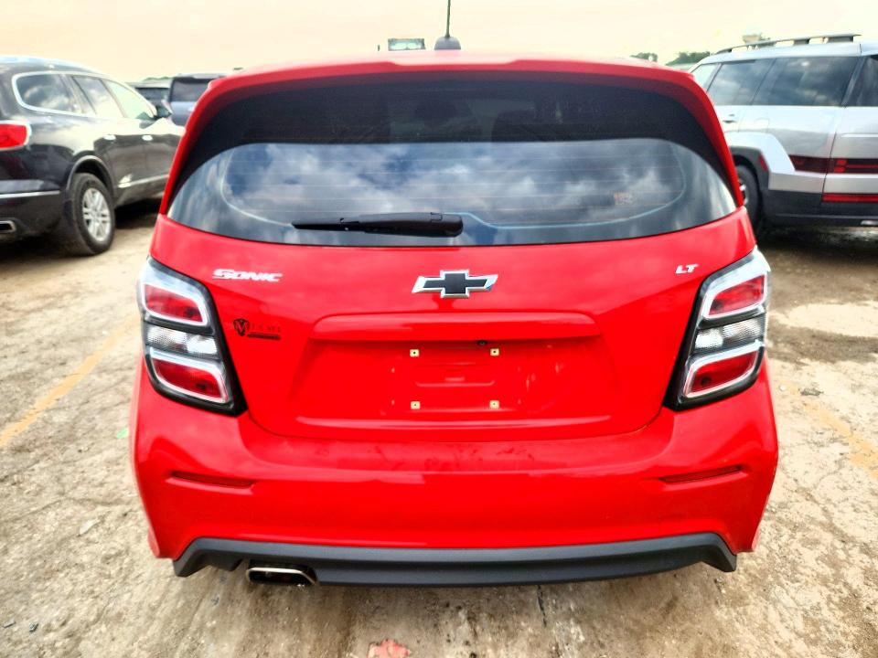 Aukcja sprzedaży 2018 Chevrolet Sonic, vin: 1G1JD6SH9J4138590, numer aukcji: 63709236