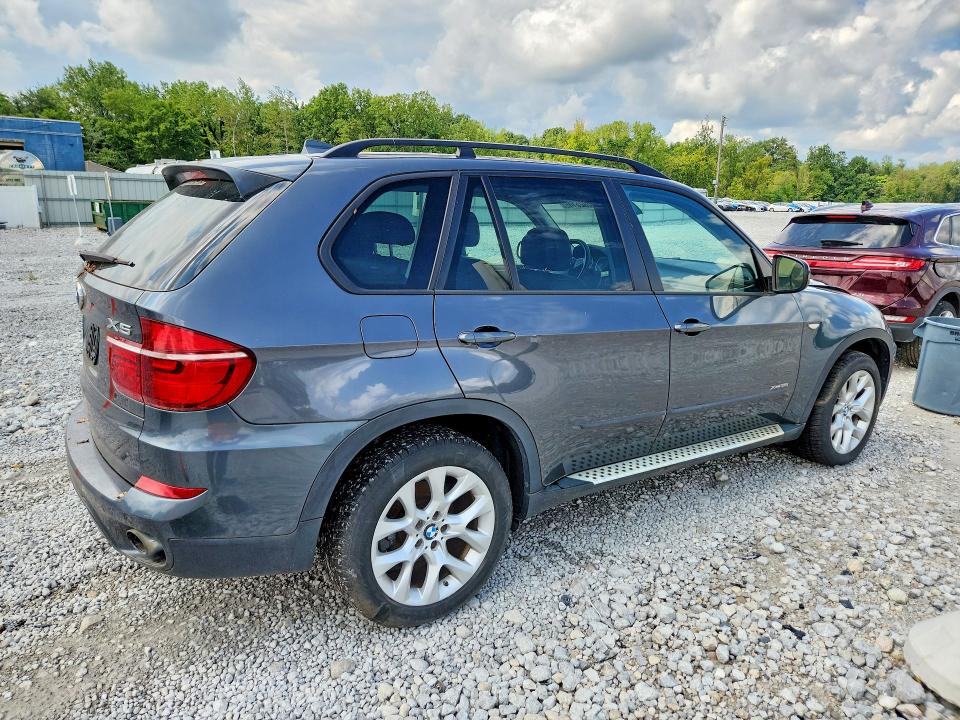 65925146 :رقم المزاد ، 5UXZV4C50D0B03207 vin ، 2013 Bmw X5 مزاد بيع