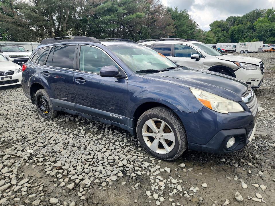 65465986 :رقم المزاد ، 4S4BRBDC9E3275981 vin ، 2014 Subaru Outback مزاد بيع