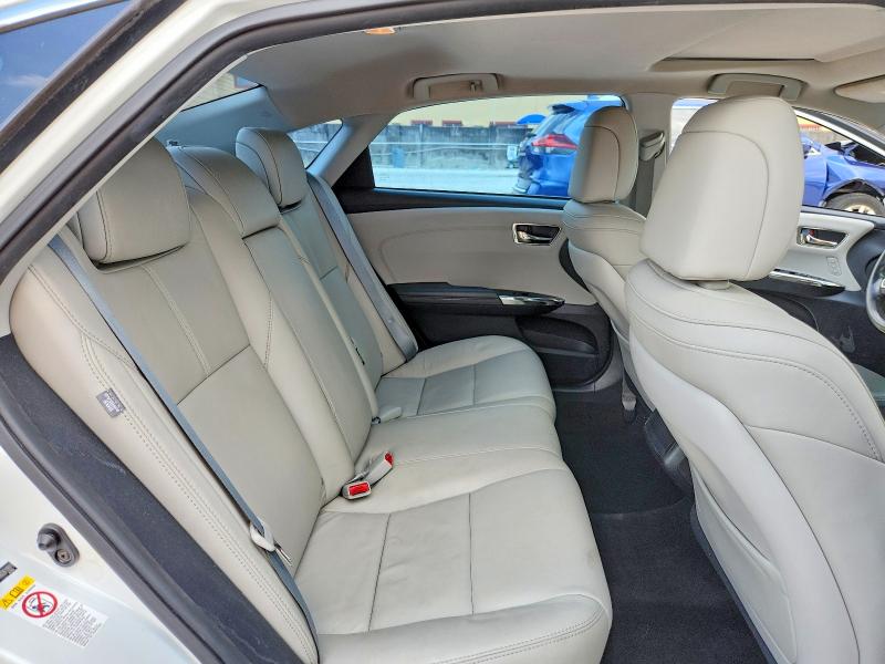 65207246 :رقم المزاد ، 4T1BK1EB4HU261991 vin ، 2017 Toyota Avalon مزاد بيع