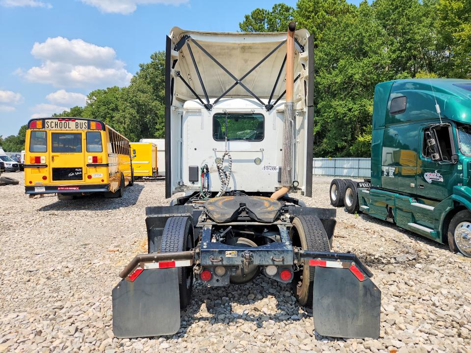 61972496 :رقم المزاد ، 1XPBA48X7JD478133 vin ، 2018 Peterbilt 579 مزاد بيع