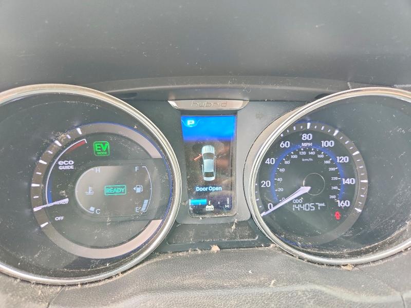 2015 Hyundai Sonata Hybrid მანქანა იყიდება აუქციონზე, vin: KMHEC4A49FA119945, აუქციონის ნომერი: 63699616