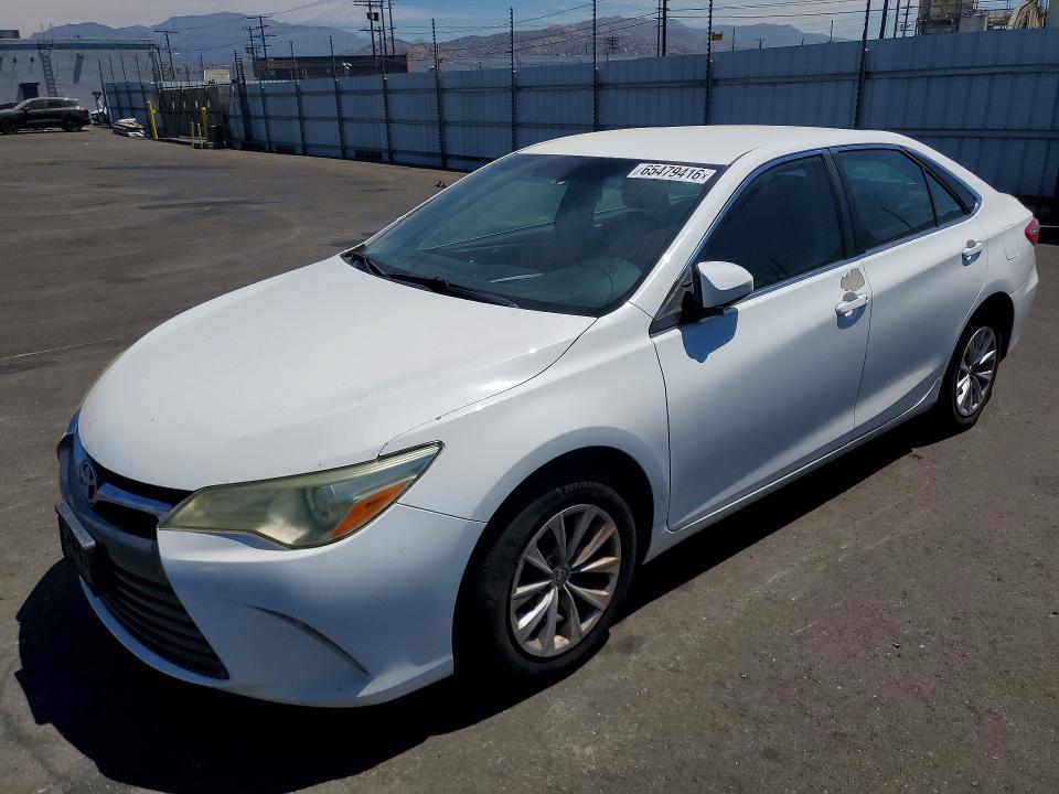 Aukcja sprzedaży 2015 Toyota Camry, vin: 4T4BF1FK3FR486781, numer aukcji: 65479416