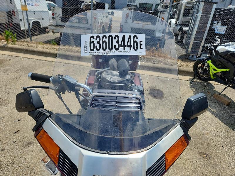 63603446 :رقم المزاد ، 1HFSC1413GA218498 vin ، 1986 Honda Gl1200 مزاد بيع