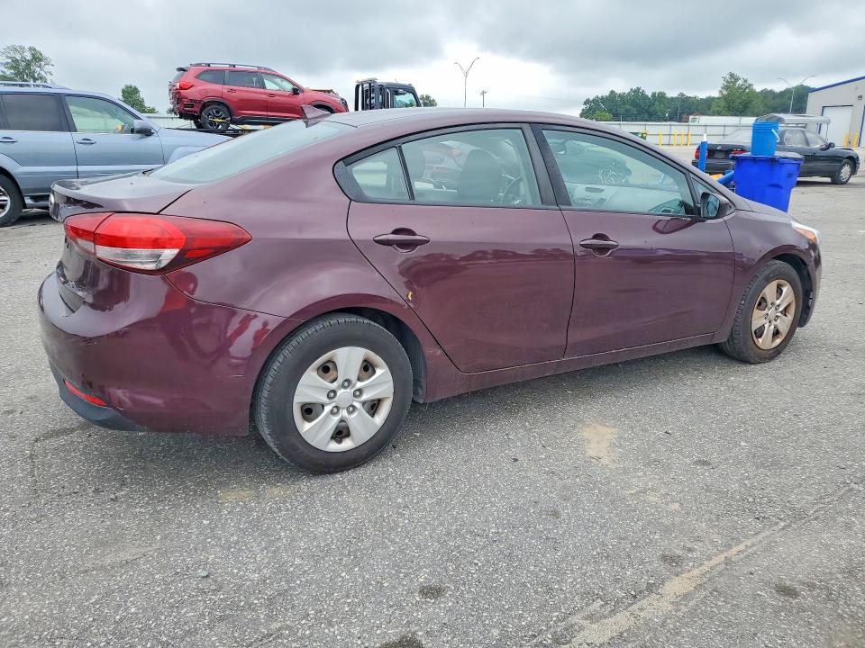 Продажа на аукционе авто 2017 Kia Forte, vin: 3KPFK4A78HE156166, номер лота: 60899176
