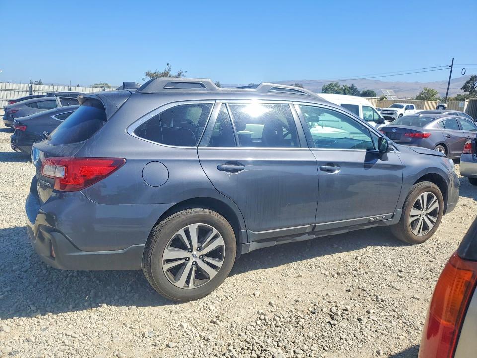63547676 :رقم المزاد ، 4S4BSANC7K3251090 vin ، 2019 Subaru Outback مزاد بيع