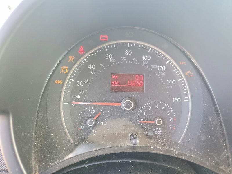 2010 Volkswagen New Beetle მანქანა იყიდება აუქციონზე, vin: 3VWPW3AG7AM012085, აუქციონის ნომერი: 64510936