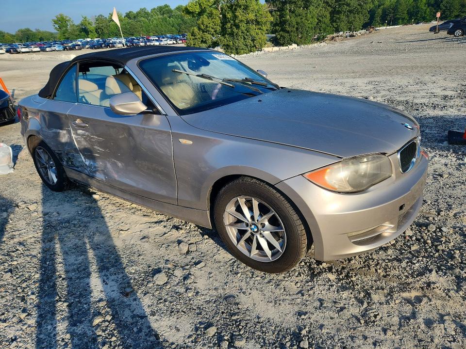 64021606 :رقم المزاد ، WBAUL7C55BVM79334 vin ، 2011 Bmw 128 مزاد بيع