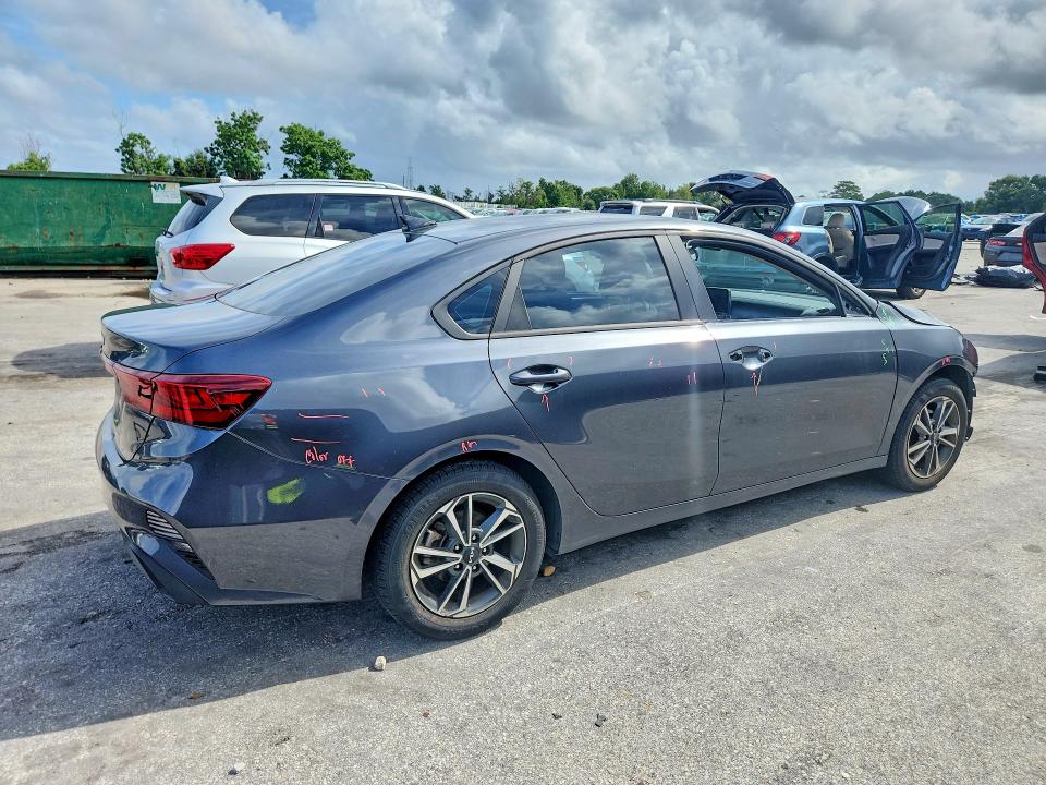 Продажа на аукционе авто 2024 Kia Forte, vin: 3KPF24AD3RE788581, номер лота: 64385066