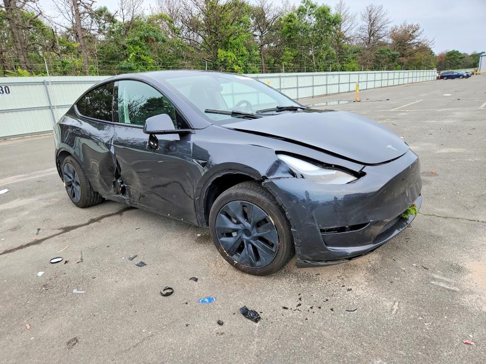 66729186 :رقم المزاد ، 7SAYGDED0RF208172 vin ، 2024 Tesla Model Y مزاد بيع