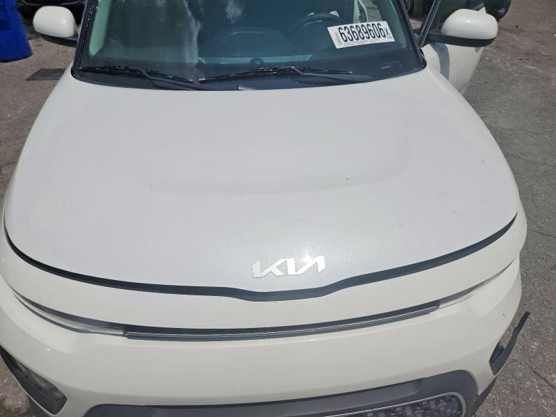63689606 :رقم المزاد ، KNDJ23AU9N7174603 vin ، 2022 Kia Soul مزاد بيع